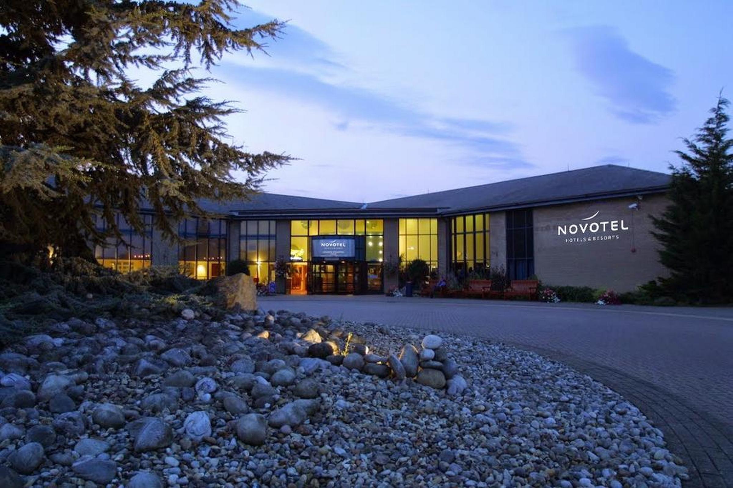 Novotel London Stansted Airport Stansted Mountfitchet Εξωτερικό φωτογραφία